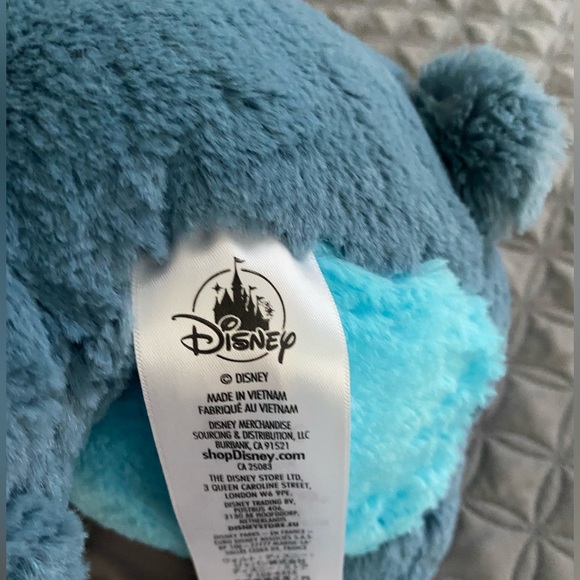 Disney Store Stitch plush - Picture 4 of 4